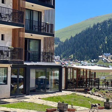 The Pioneers Hotel Bakhmaro Kültér fotó